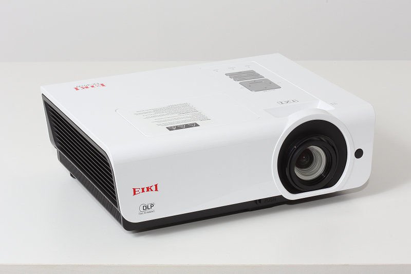 Eiki EK-400XA Projeksiyon Cihazı