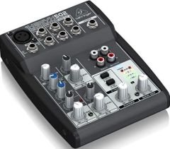 Behringer Xenyx 502S Mikser